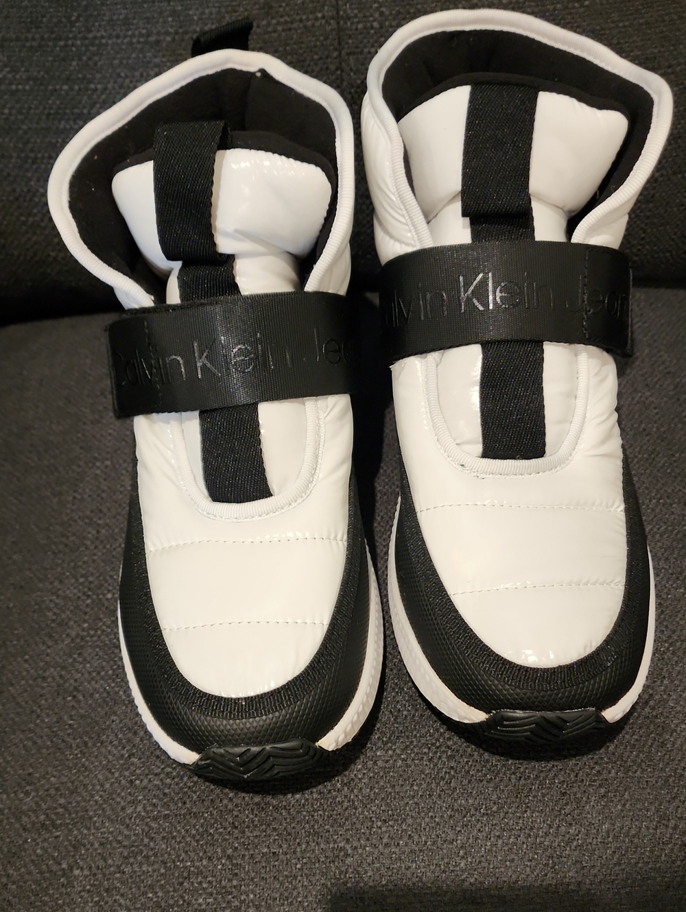Calvin Klein Mabon Cozy Nylon White And Black Sneakers - Picture 2 of 9